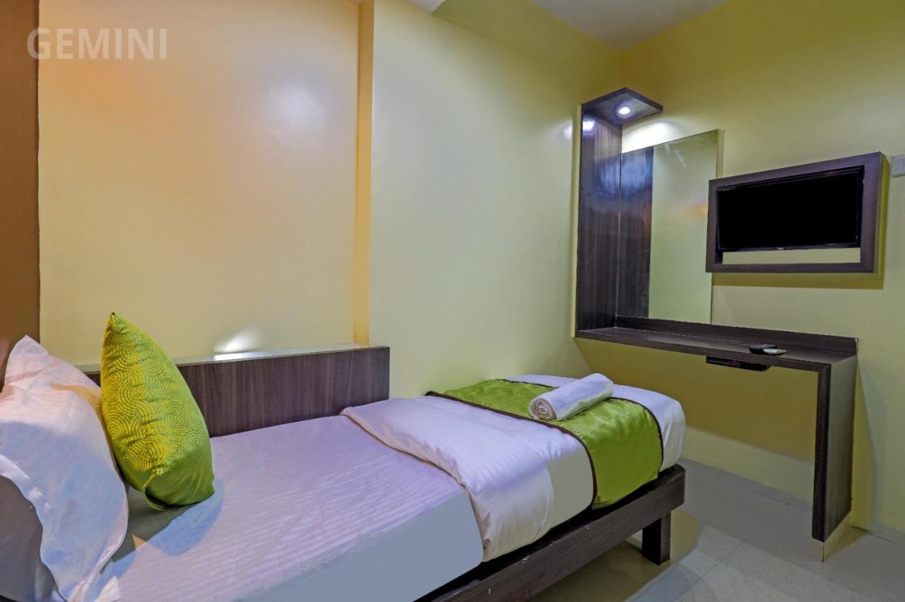 Hotel Gemini Мумбай Екстериор снимка