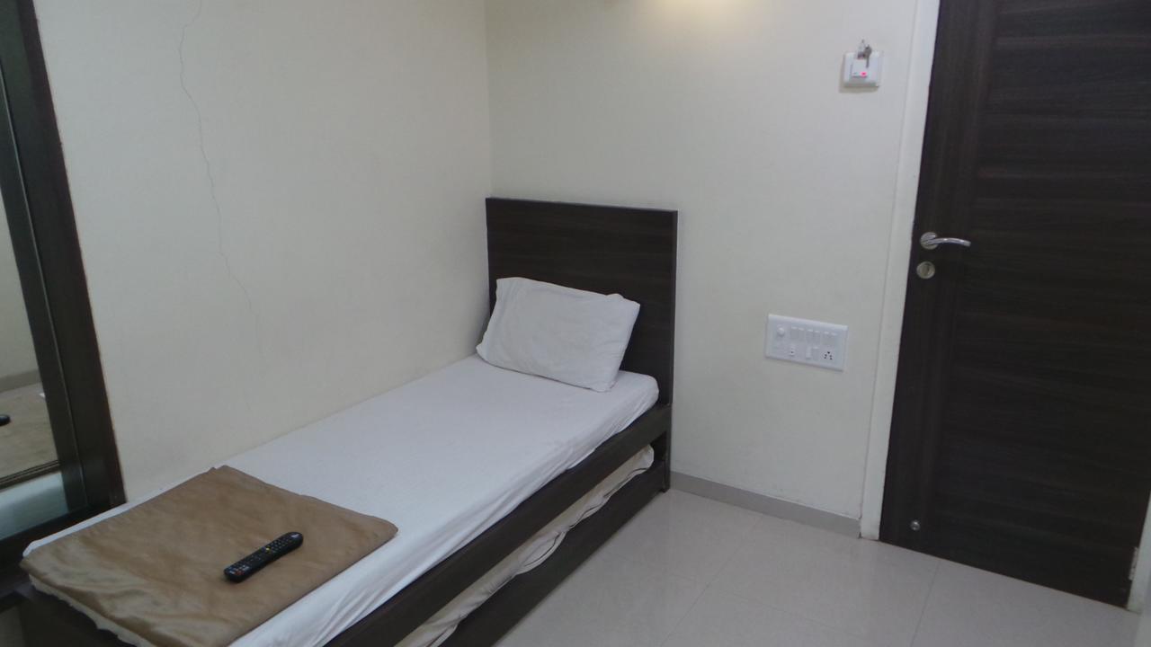 Hotel Gemini Мумбай Екстериор снимка