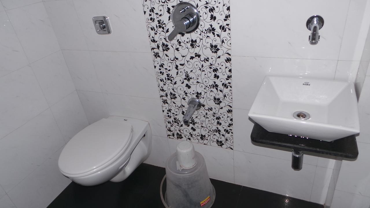 Hotel Gemini Мумбай Екстериор снимка